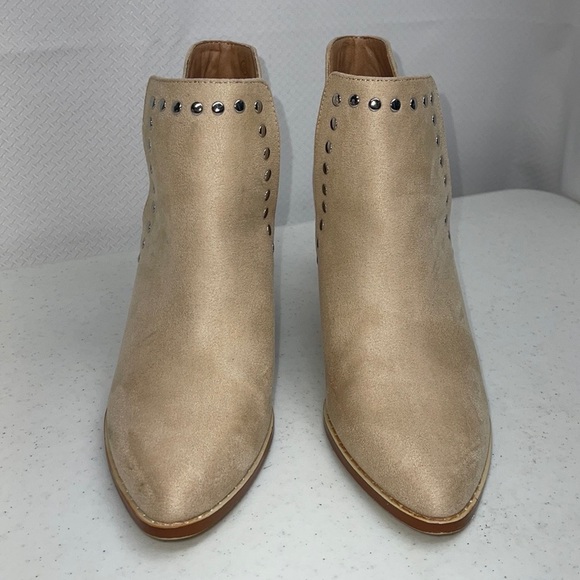 Studded Pointed Booties - Picture 5 of 8